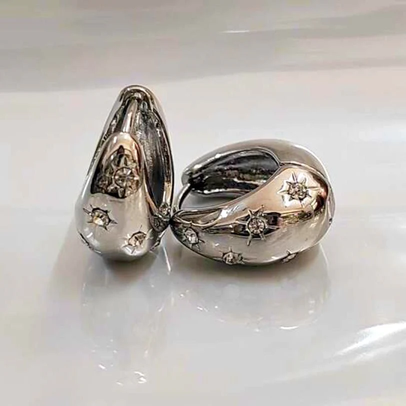 chunky starry hoops - Image 3